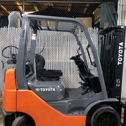LAST MODEL Toyota Forklift For Sale 