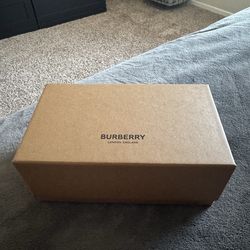 Burberry sunglasses