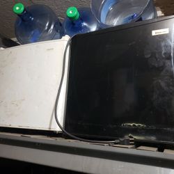 sanyo fridge mini white magic chef black both work great
