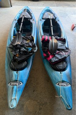 2 kayaks - excellent condition