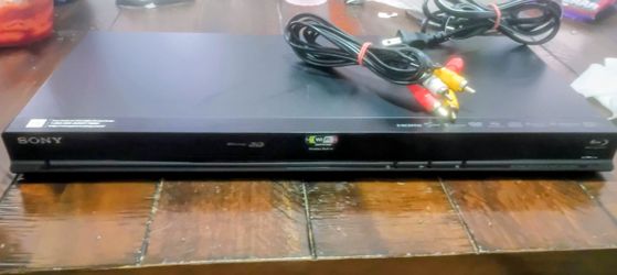 SONY Blue-Ray  DISC/DVD PLAYER