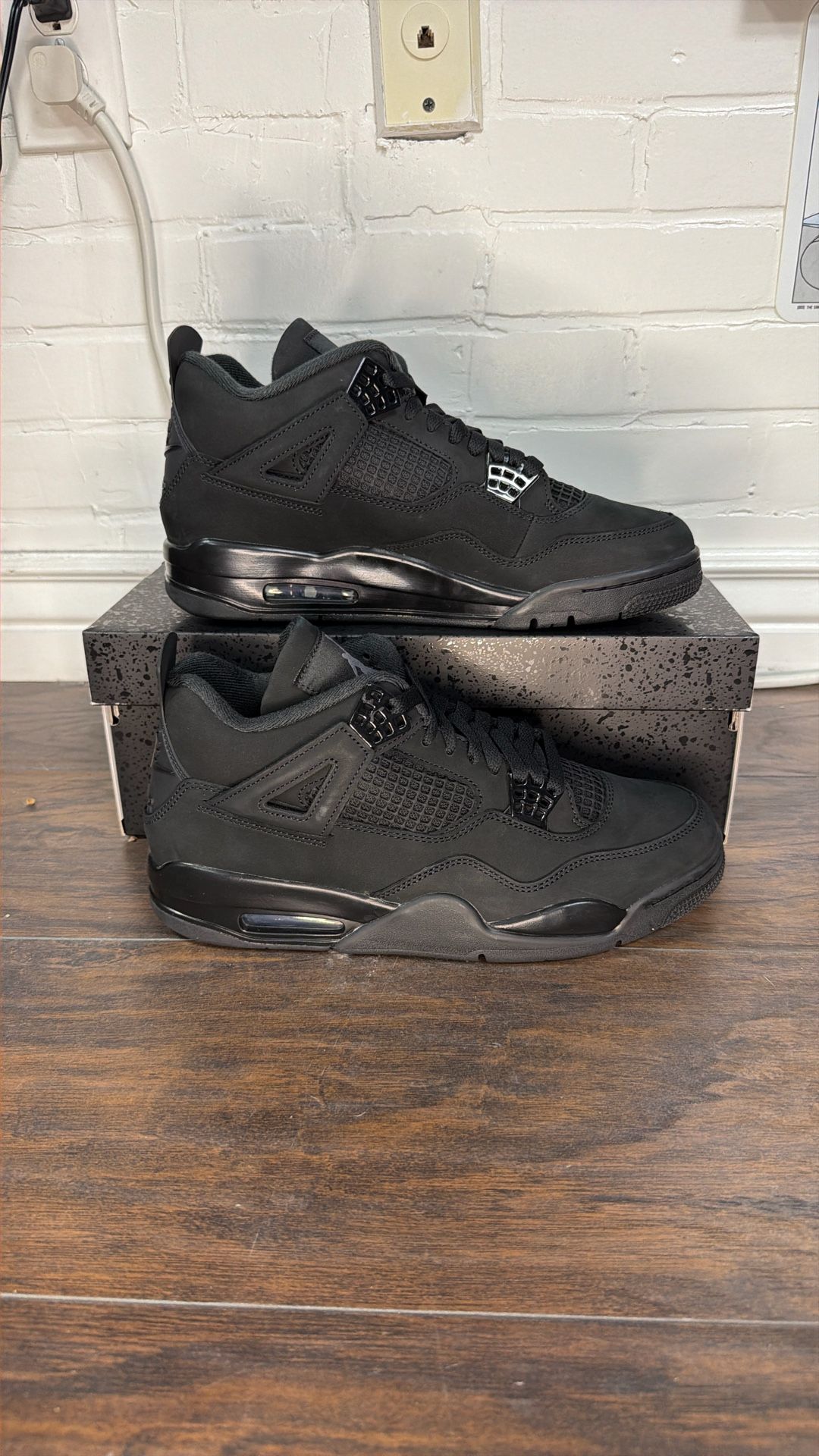 Jordan 4 Black Cat