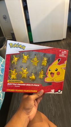 Pikachu battle fig collection