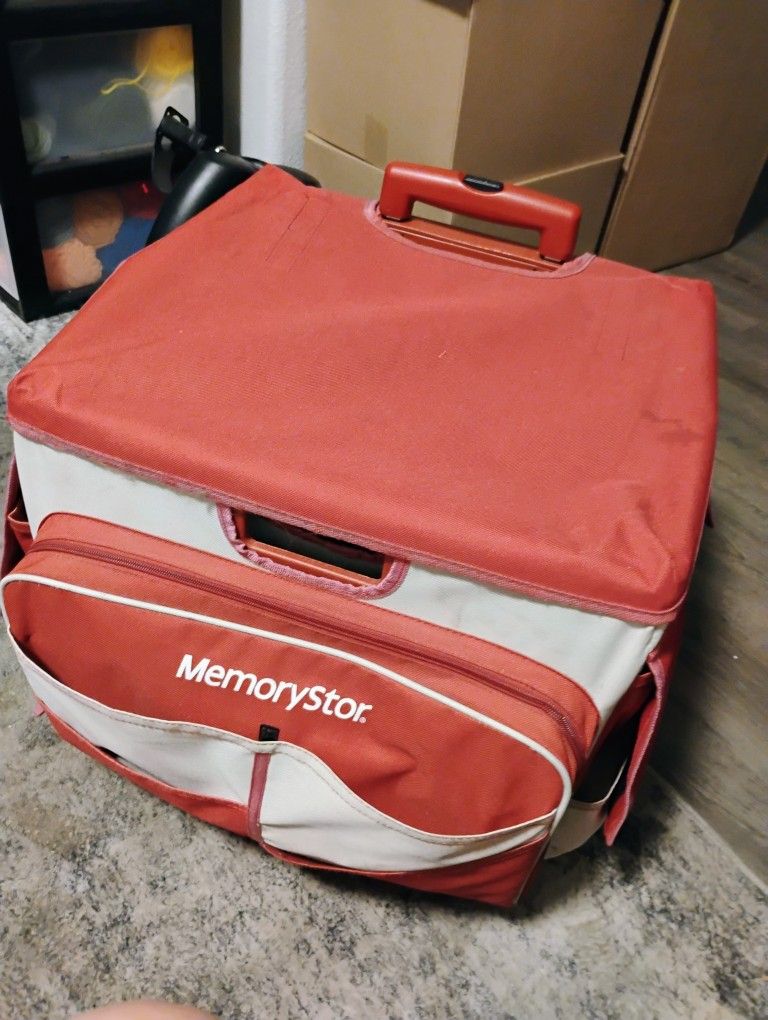 Craft Tote On Wheels