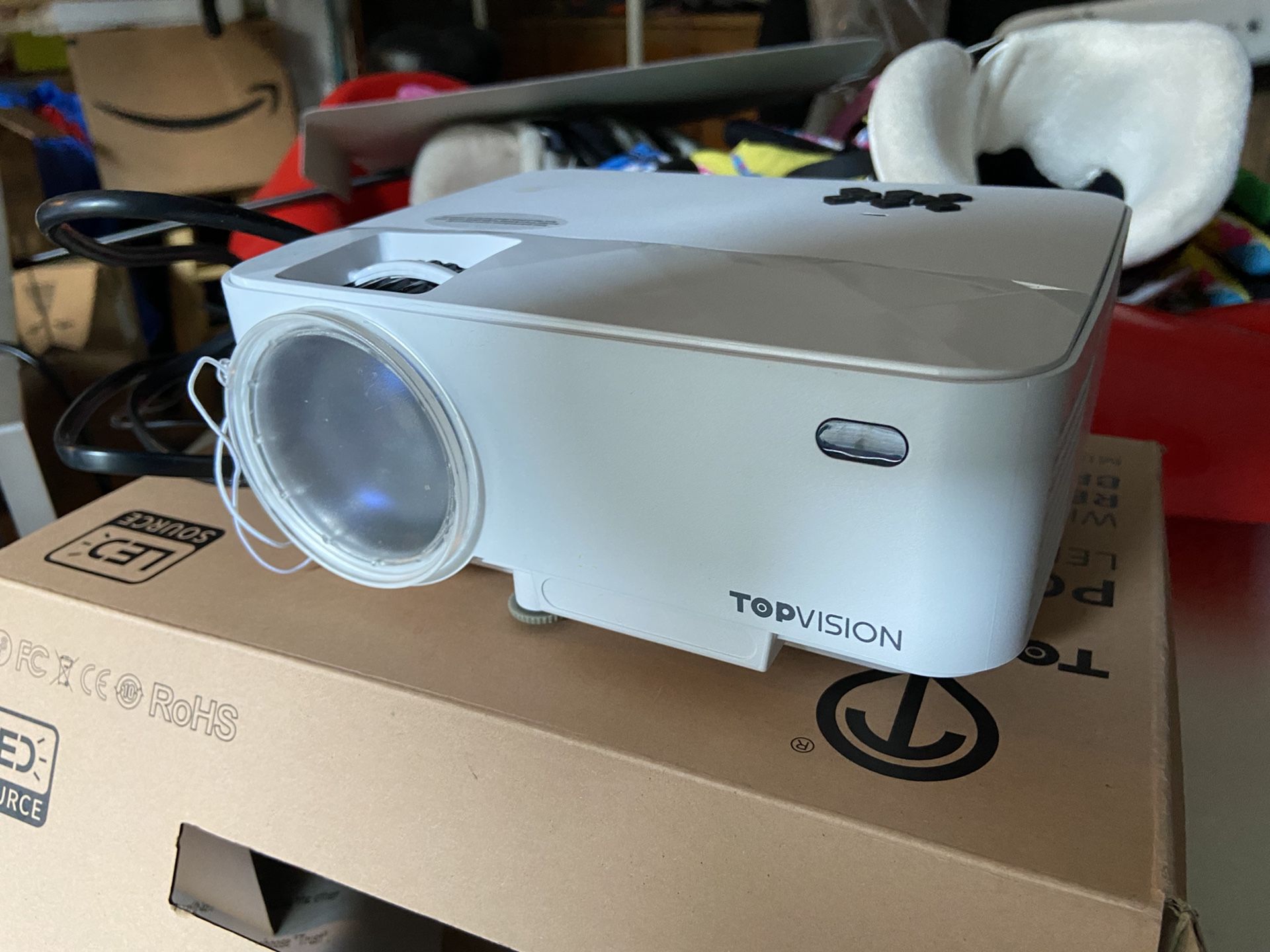 TOPVision Portable LED Projector