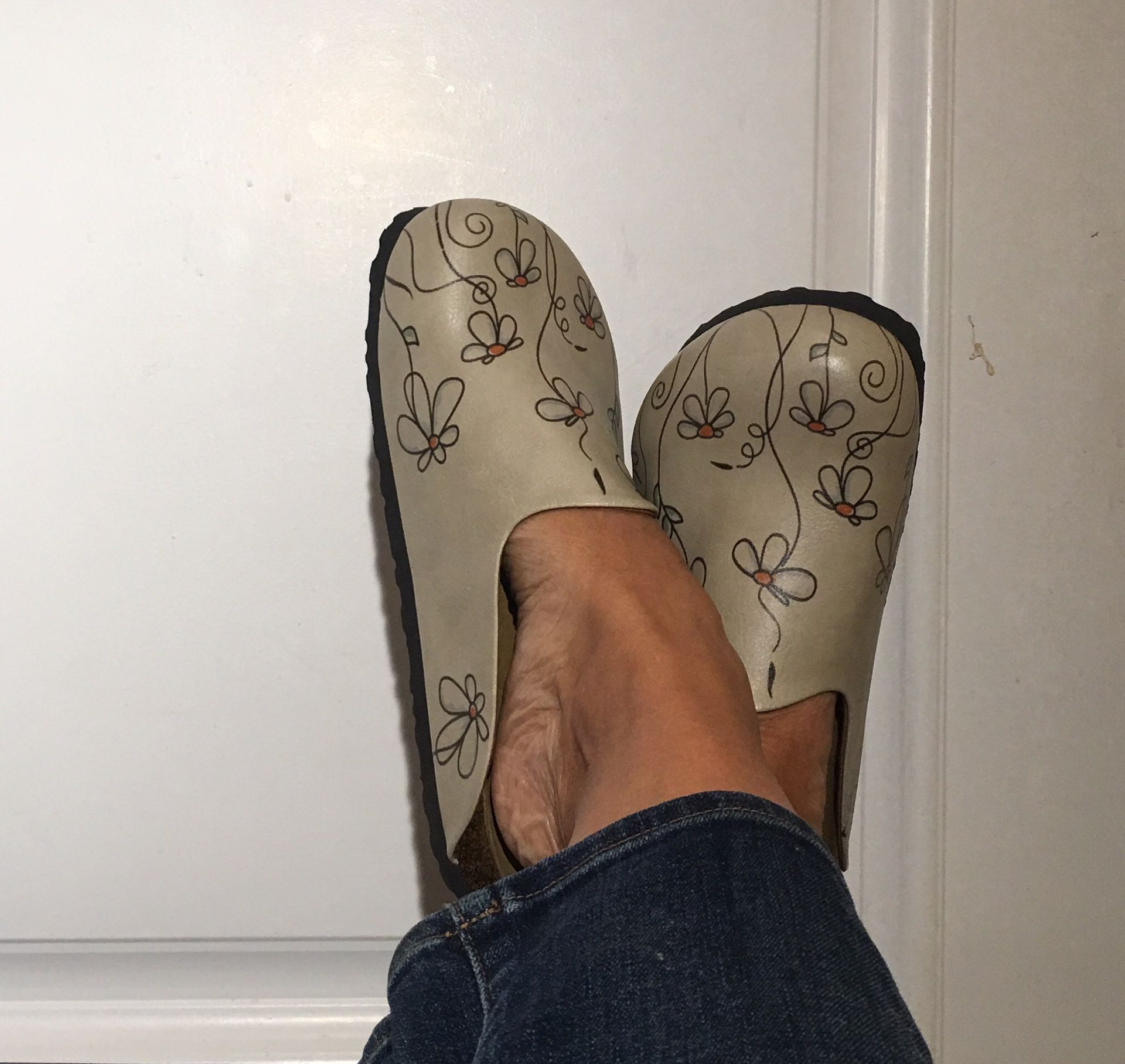 Women Calceo Clogs Mules Shoes Slides Sandals New in Box Size 8