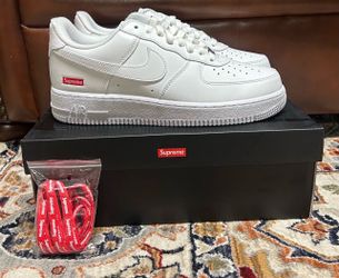 Nike Air Force 1 Supreme White (READ DESCRIPTION)