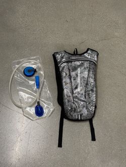 VIBEDRATION Hydration 2L Back Pack