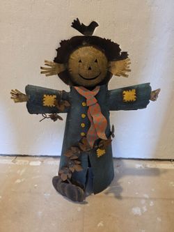 Metal Scarecrow Fall Harvest Decoration