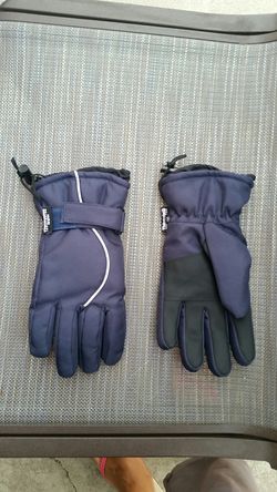 Ladies Medium insulated snow gloves
