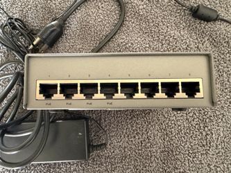 Cisco SG200-08P 8-port Gigabit PoE Smart Switch
