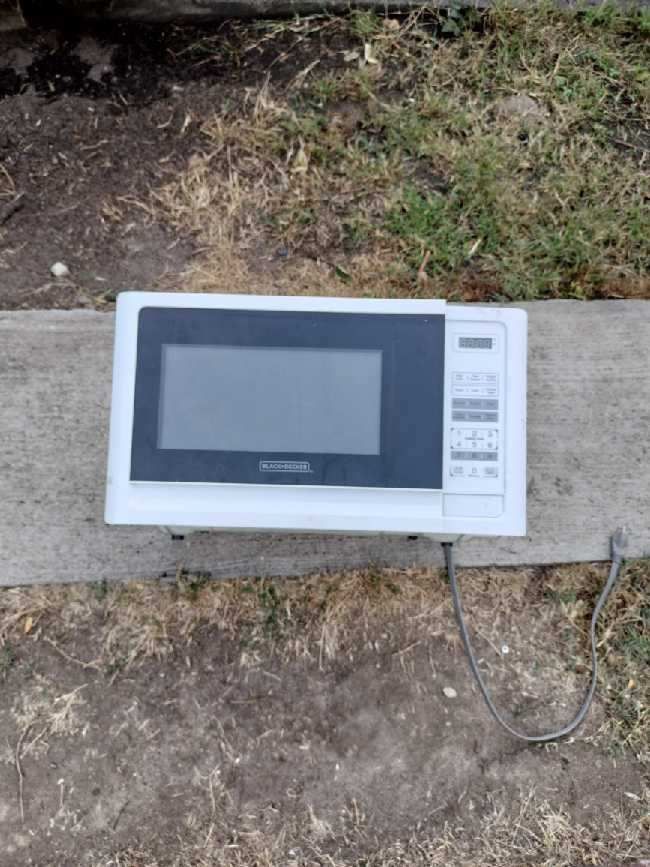 Black &Decker microwave