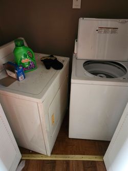 Washer and dryer set