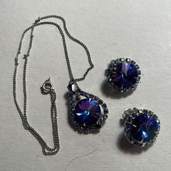 Vintage jewelry set necklace & earring  Silver w Purple & auraura borealis crystals