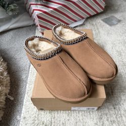 Ugg Tasman