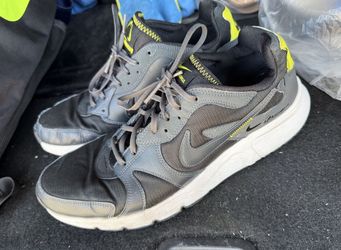 Nike Atsuma Size 12