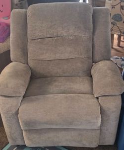 Swivel Rocker Recliner