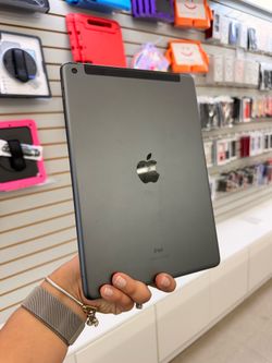 iPad 9th gen 64gb WiFi LTE