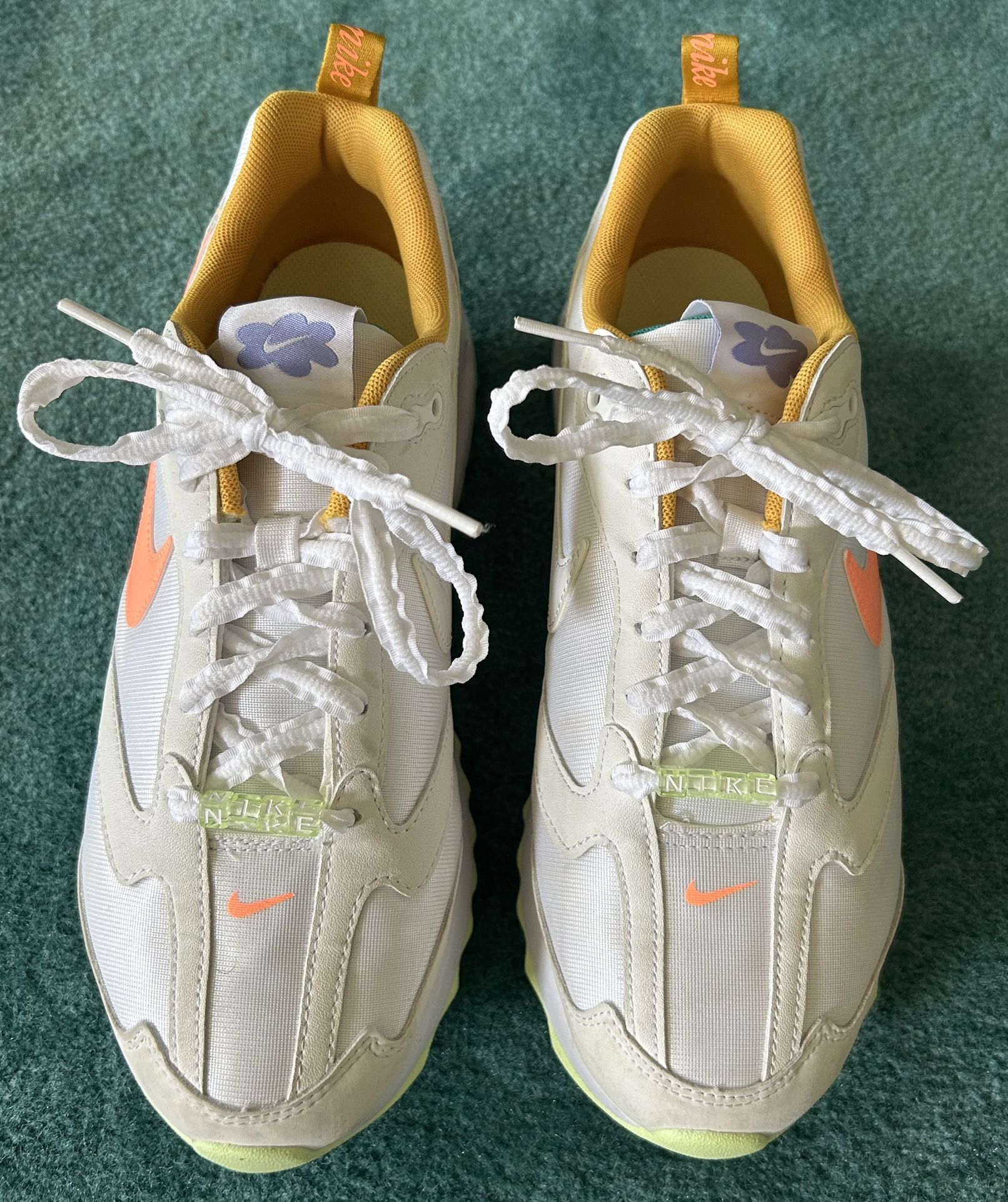 Nike Airmax Dawn Peach (women’s)