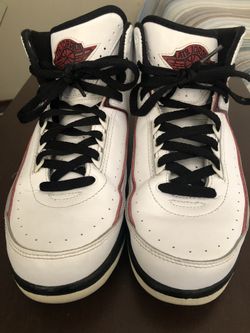 Jordan’s 2s size 7