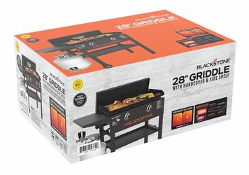 Blackstone 28" Griddle with Hardcover and Side Shelf