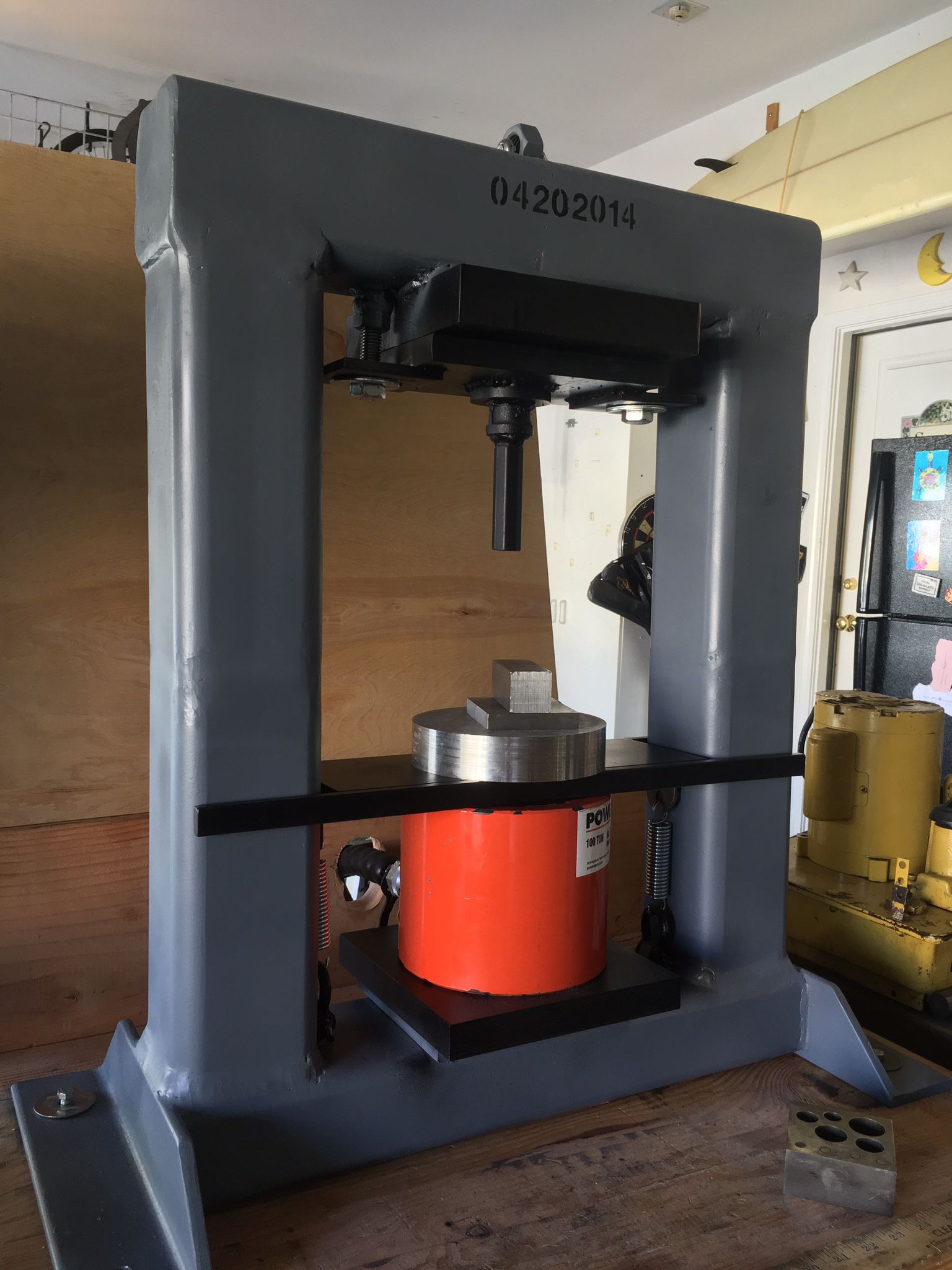 Hydraulic Press 100 Ton