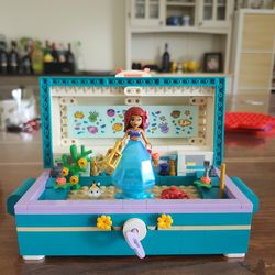 Fun lego set for kids with hidden slides/ character included