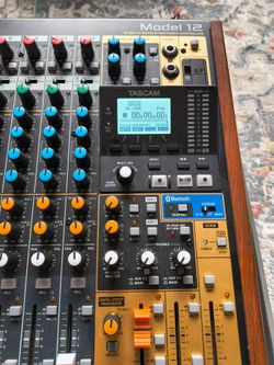 TASCAM 12