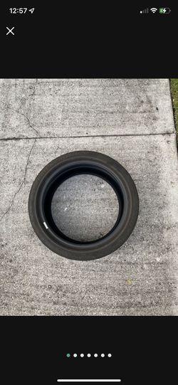 Pirelli 255/40 Tire for Mustang