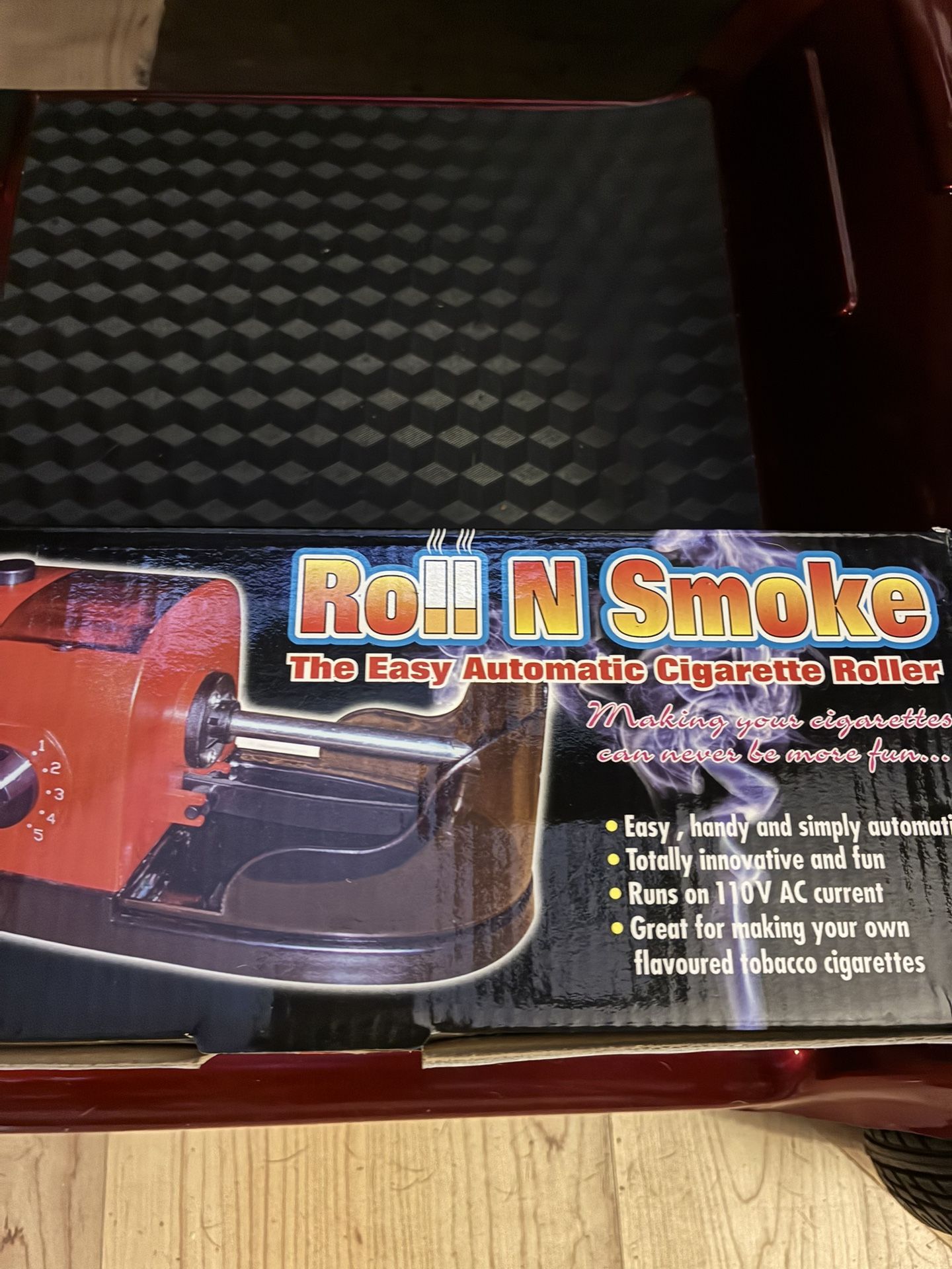 ROLL N SMOKE AUTOMATIC CIGARETTE ROLLER