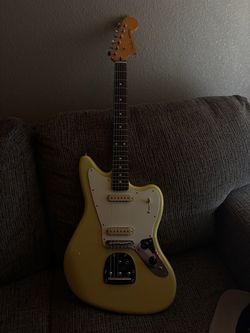 Basically New Fender Player 2 Jag