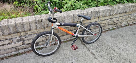 vintage Gary Fisher Lush Rush BMX bike from the mid-1990s.