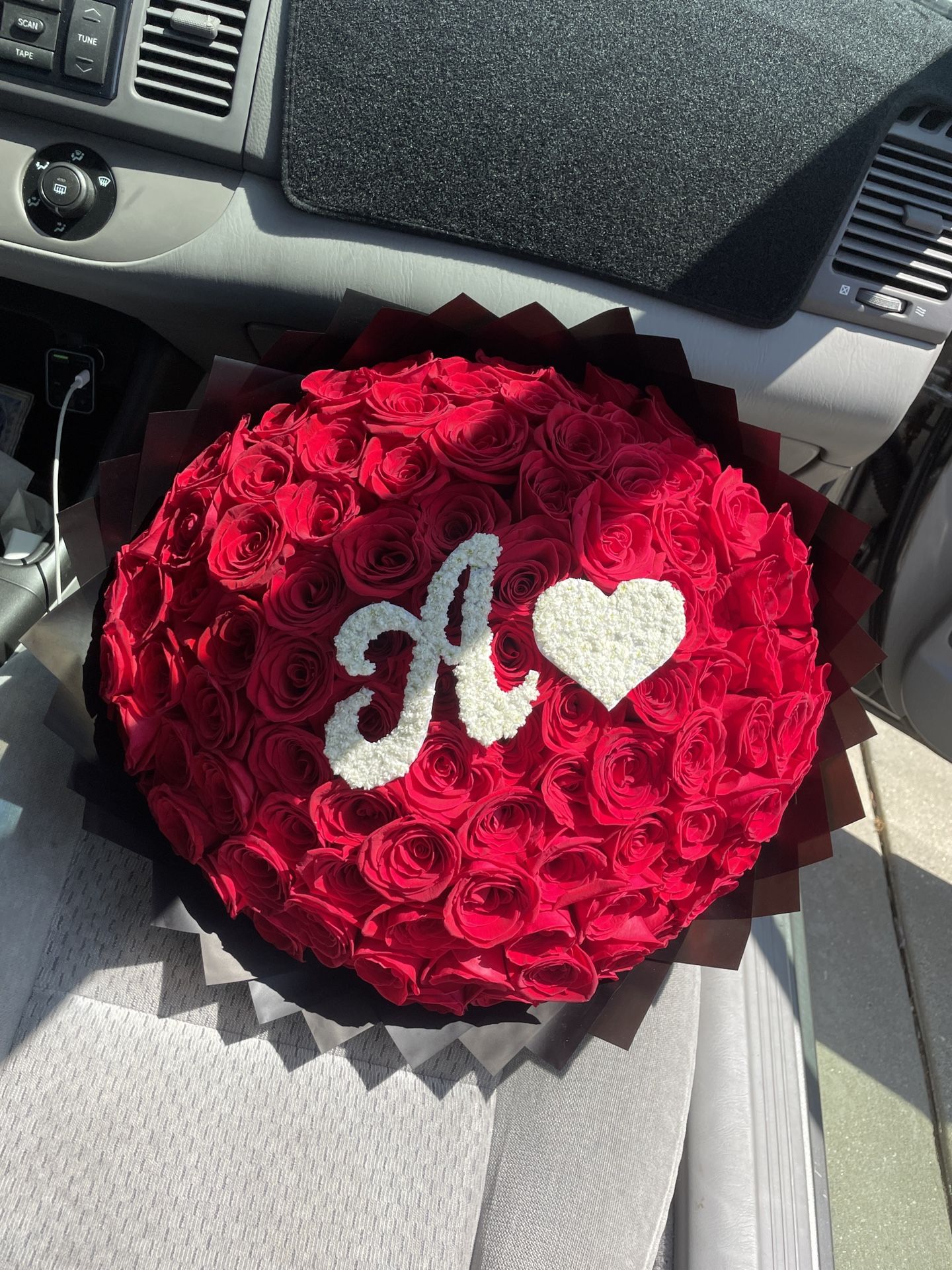 100 Roses with any Initial