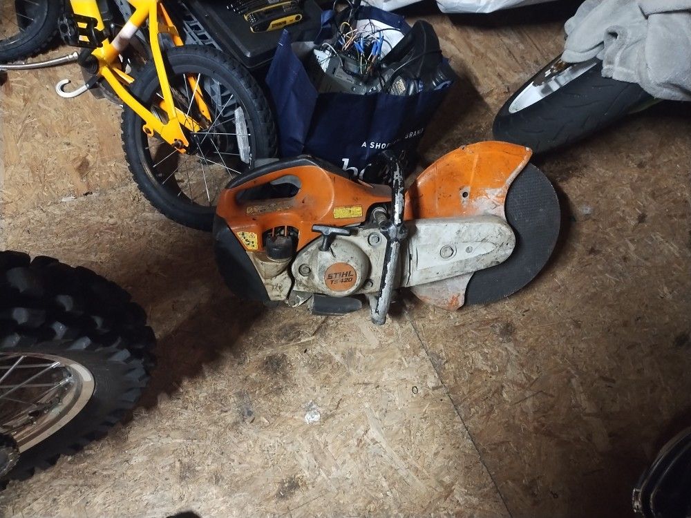 Demo Saw