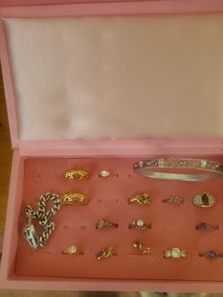Box Full Of Cosmetic Jewelry All For Only $60 Will Throw In Pearl Necklace And Pearl Bracelet If You Buy This Weekend 