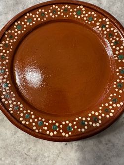Clay plates