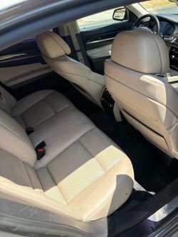 BMW 740i
