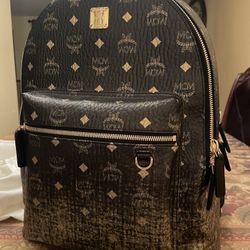 MCM backpack (STUNNING) (BRAND NEW)
