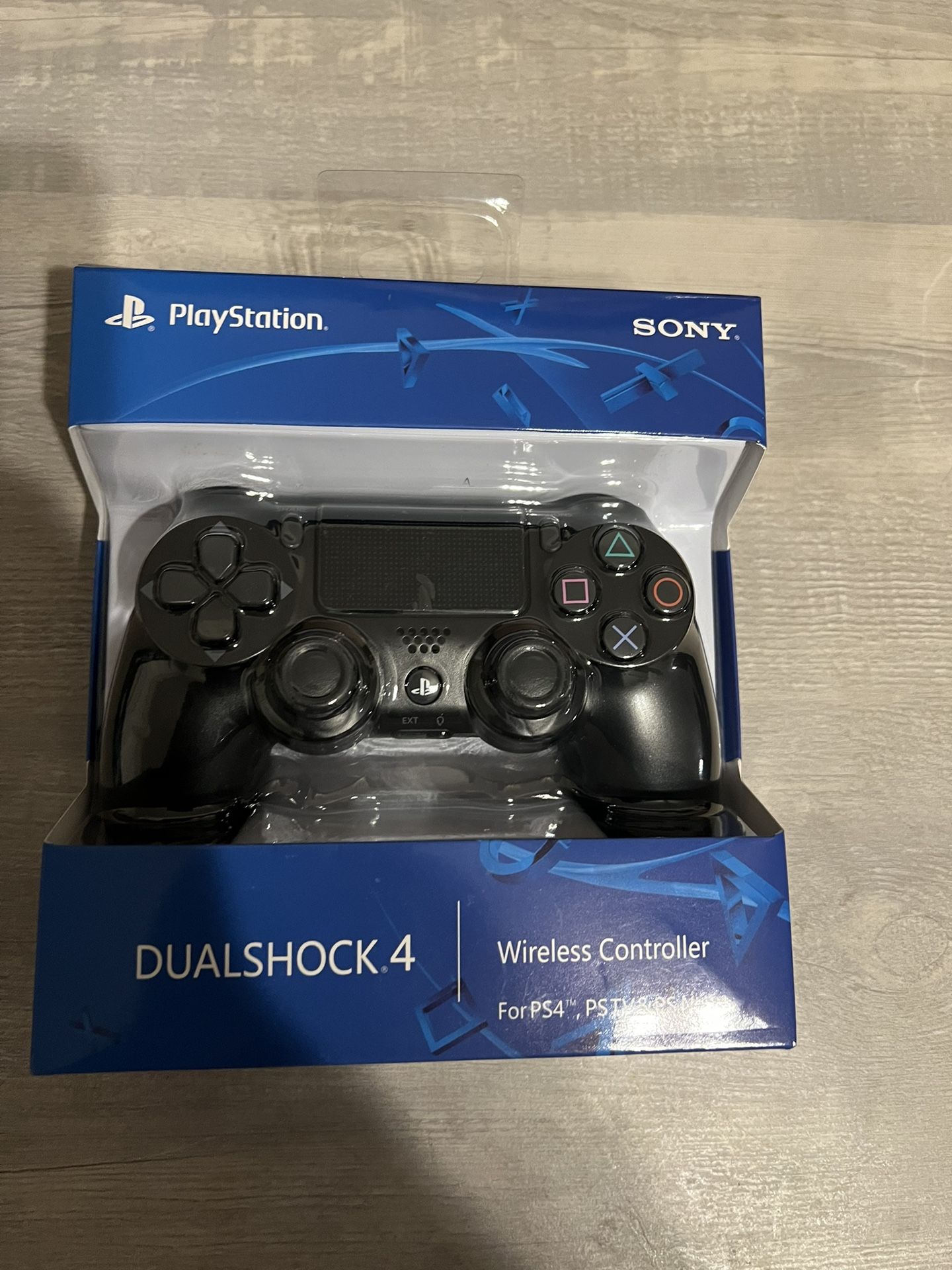 PlayStation 4 DUALSHOCK Controller
