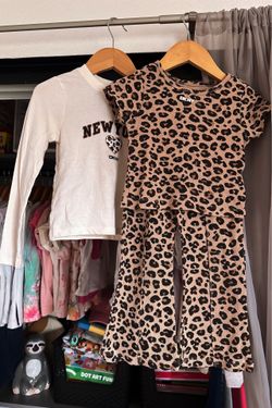 DKNY New York ✨ Size 4 Bundle Complete Sets (See Description)