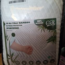 3D Air fiber bamboo mattress protector Cal King $20.00 Brand new