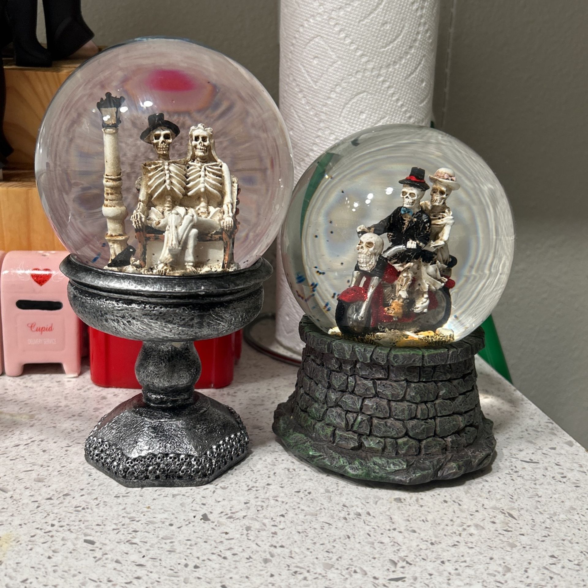 Spooky Snow Globes