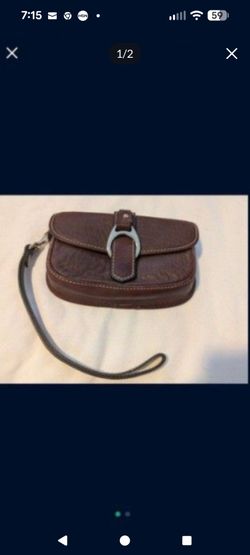 Dooney and Bourke wristlet
