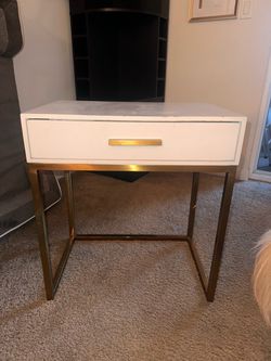 White & Gold Glam Geometric Console Table + 2 Matching Nightstands – 3 Piece Set.
