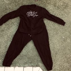 Sweatshirt & Sweat Pants