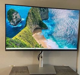 Dell P3223DE 31.5" Quad HD 1440P (2560 x 1440) Monitor - Frameless