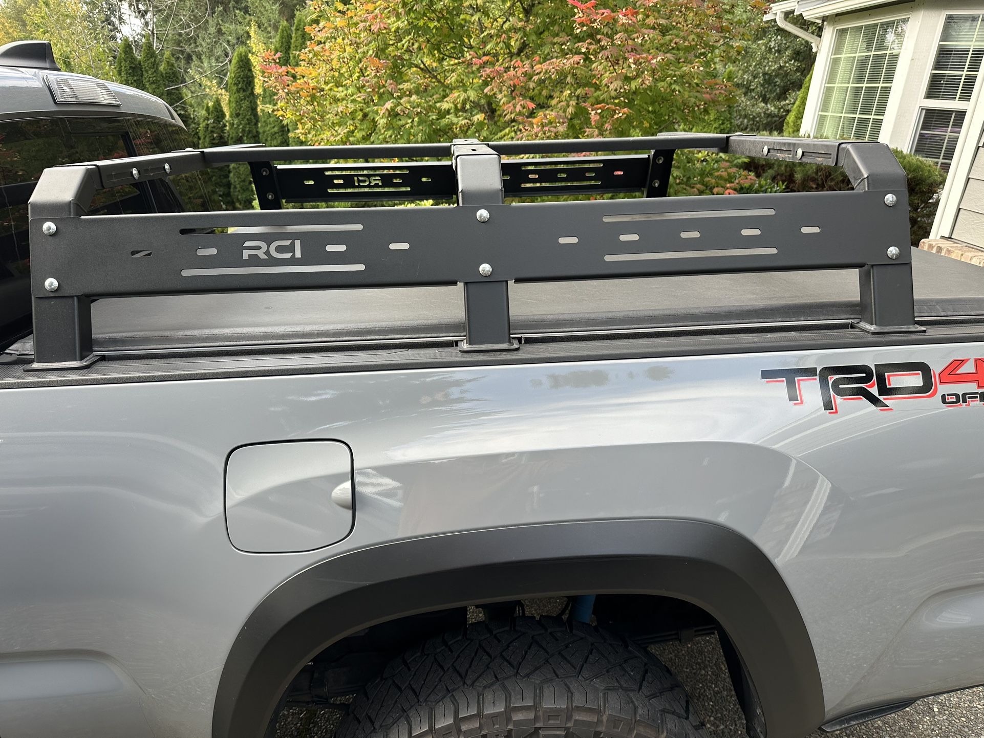 RCI 12” Adjustable Bedrack