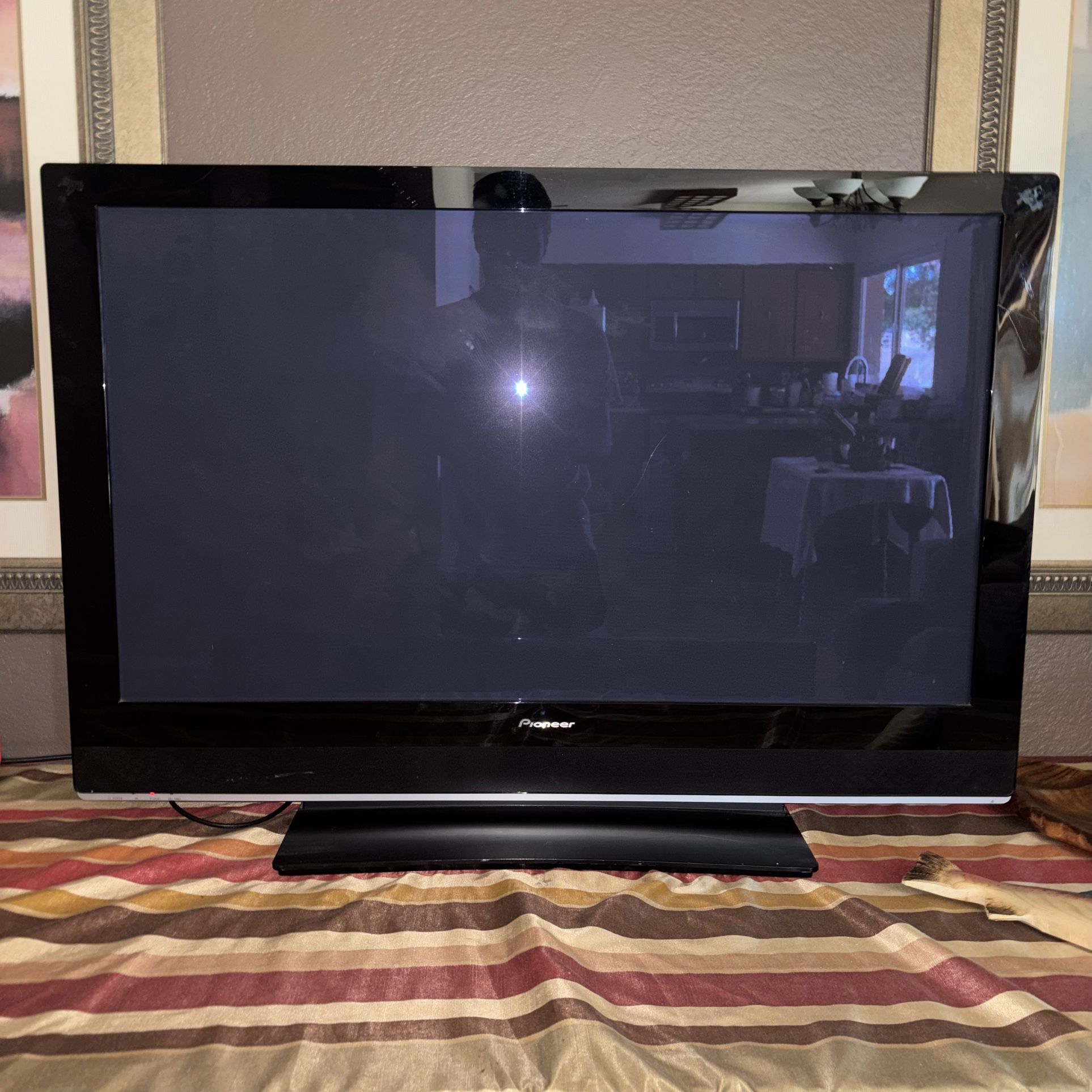 Pioneer 42 Inch TV