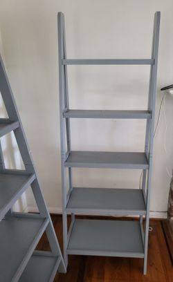 5 tier Bookshelf