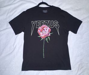 NWOT Yeezy Yeezus Skull Rose Graphic T-Shirt Mens Medium M Kanye West Black Tee